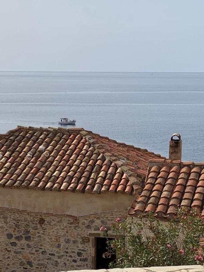 Athina Guesthouse Monemvasia Bagian luar foto